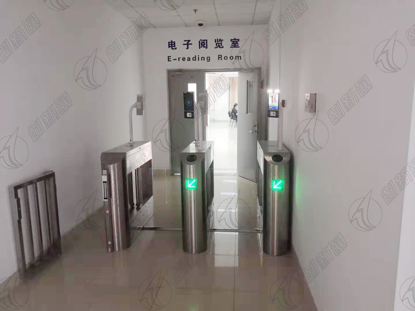 摆闸